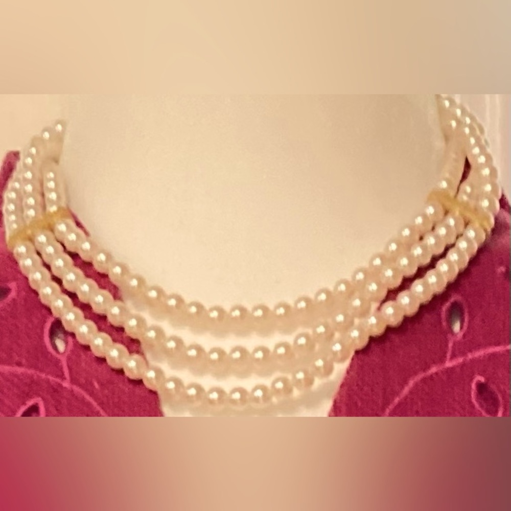19 inch triple strand pearl necklace